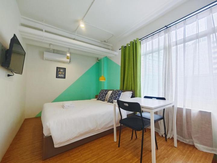 Ostay Asoke Bangkok Makkasan Exterior foto